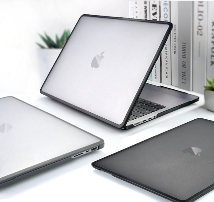 Пластикова накладка c силіконовим бампером для Macbook Air 13,6" M2 A2681 (Прозрачный + черный бампер)