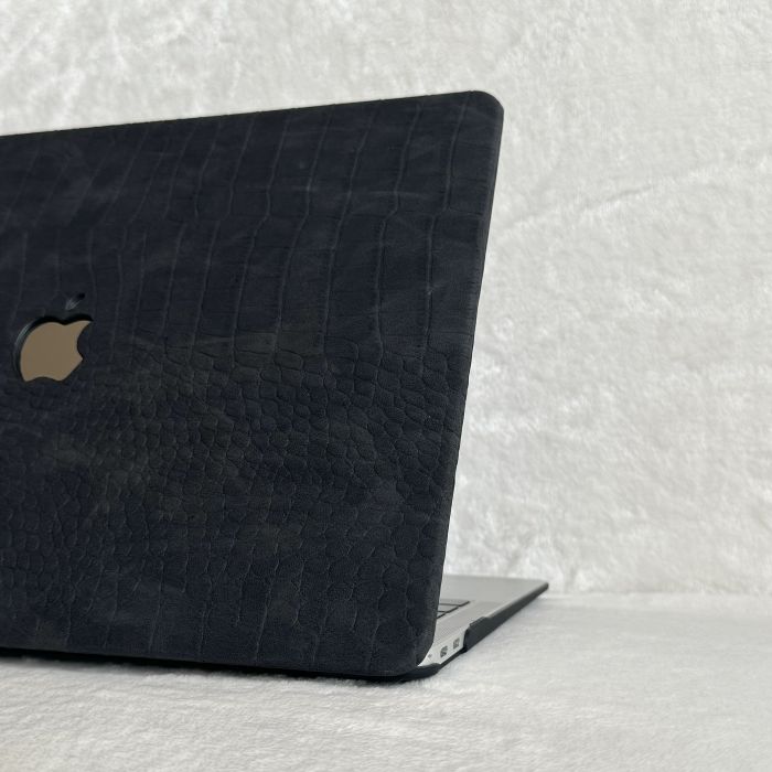 Чохол накладка шкіряна на MacBook Pro 16.2 A2485 | A2780 (Чорний)