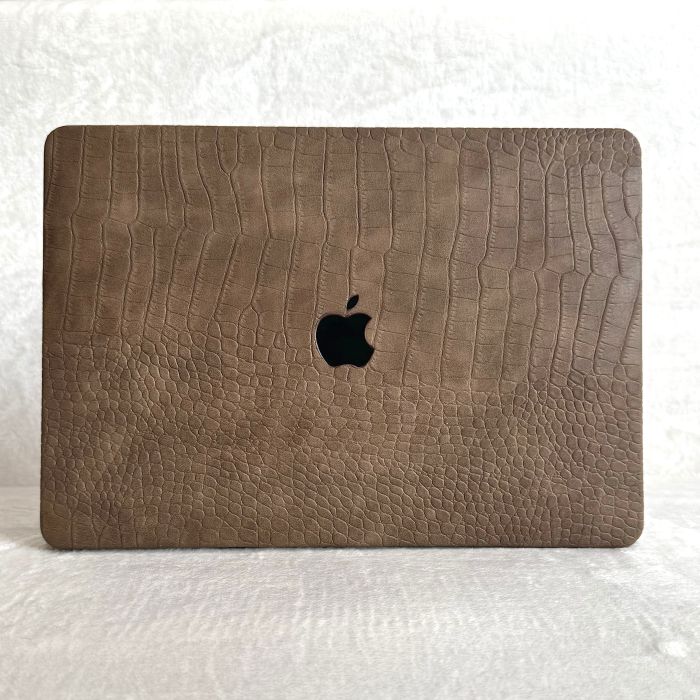 Чохол накладка шкіряна на MacBook Pro 16.2 A2485 | A2780 (Коричневий)